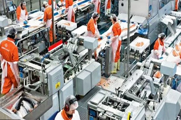 Thiết bị công nghiệp đóng vai trò quan trọng trong ngành sản xuất 